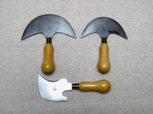Load image into Gallery viewer, Half and quarter moon knifes