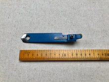 Load image into Gallery viewer, x Channeling knife by R.Hess