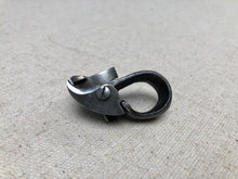 Load image into Gallery viewer, Shoelaces cutting knife