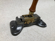 Load image into Gallery viewer, x Aglet crimping machine