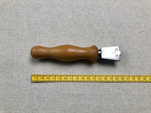 Load image into Gallery viewer, Shoemaker double edge iron 7,5 mm - 8,0 mm
