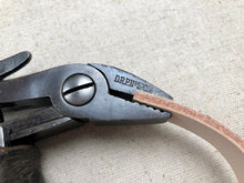Load image into Gallery viewer, x Waist pliers D.R.P.