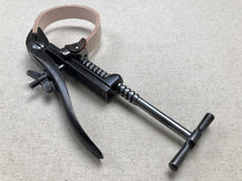 Load image into Gallery viewer, x Waist pliers D.R.P.