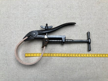Load image into Gallery viewer, x Waist pliers D.R.P.