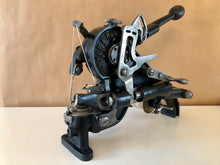 Load image into Gallery viewer, x Junker & Ruh SD 28 leather stitching machine