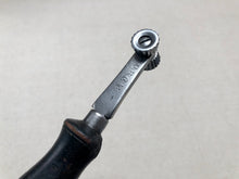 Load image into Gallery viewer, z Fudge wheel 9, 11, 13, 18 spi D.R.G.M.