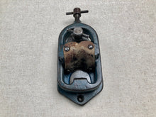 Load image into Gallery viewer, Heel holder