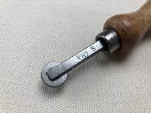 Load image into Gallery viewer, Pattern wheel by H.Dürr