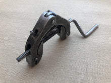 Load image into Gallery viewer, z Shoemaker bootmaker waist lasting clamp - 80 mm