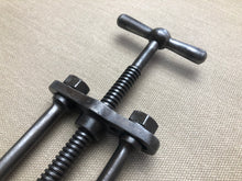 Load image into Gallery viewer, z Adjustable clamp for upper crimping