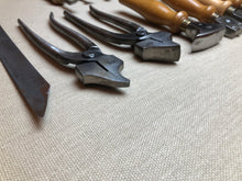 Load image into Gallery viewer, z Shoemaker tool set kit by H.Dürr