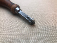 Load image into Gallery viewer, z Pattern wheel by R.Hess Magstadt