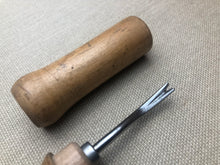 Load image into Gallery viewer, z Edge beveler for shoemaking and leather work