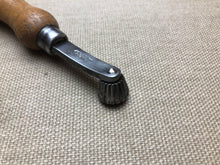 Load image into Gallery viewer, z Shoemaker fudge wheel 9 spi by R.Hess Magstadt