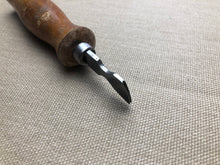 Load image into Gallery viewer, z Heel detailing iron