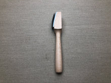 Load image into Gallery viewer, Leather roughing tool