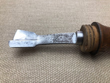 Load image into Gallery viewer, z Feathering knife by Eduard Brinkmann