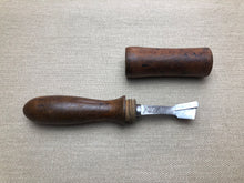 Load image into Gallery viewer, z Feathering knife by Eduard Brinkmann