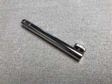 Load image into Gallery viewer, Hole punch needles with holder for brogueing