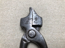 Load image into Gallery viewer, x Shoemaker lasting pliers by Emil Brinkmann 1914