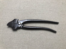 Load image into Gallery viewer, x Shoemaker lasting pliers 6 mm by Emil Brinkmann 1912