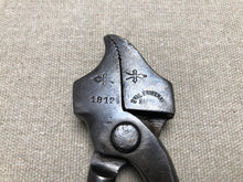 Load image into Gallery viewer, x Shoemaker lasting pliers 6 mm by Emil Brinkmann 1912