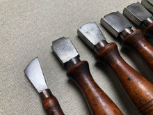 Load image into Gallery viewer, z Set of irons, double lip