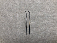 Load image into Gallery viewer, Awl with hook 65 mm by Rasche