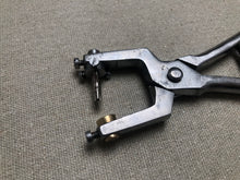 Load image into Gallery viewer, x Brogueing punch pliers