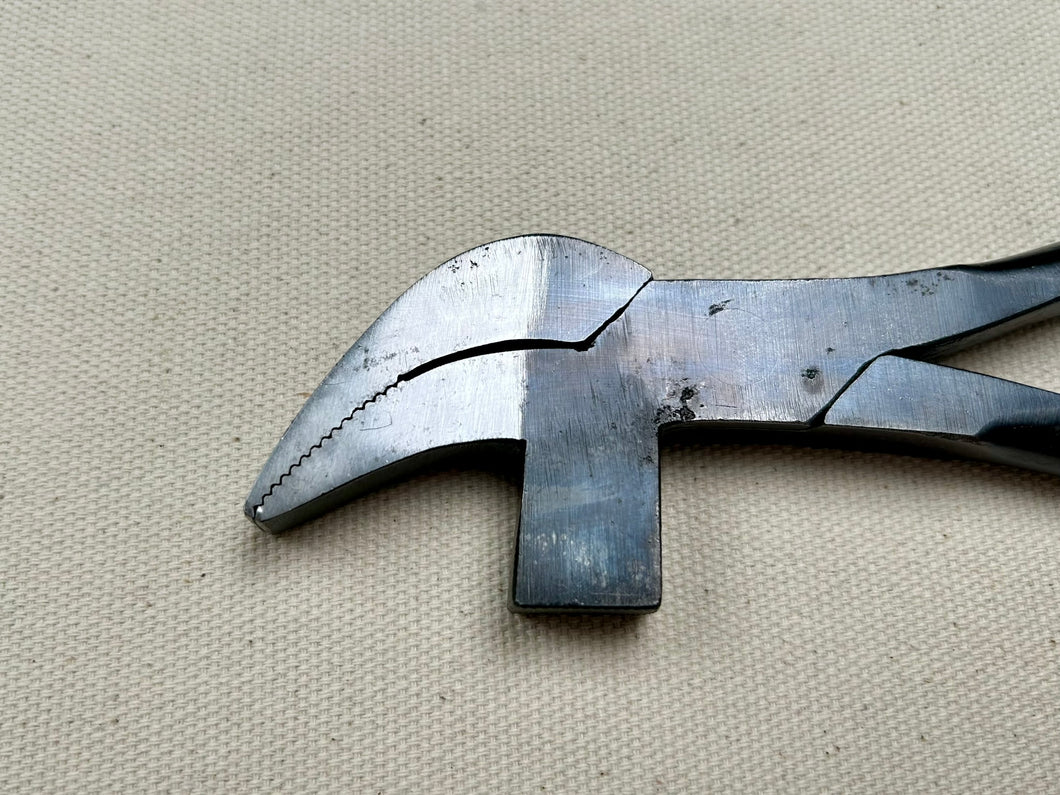 Shoemaker lasting pliers