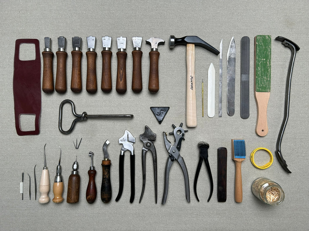 Shoemaker tool set kit for beginners in shoemaking PRO