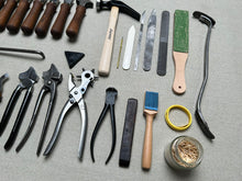 Load image into Gallery viewer, Shoemaker tool set kit for beginners in shoemaking PRO
