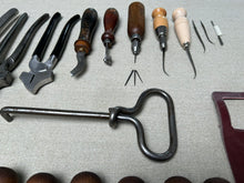 Load image into Gallery viewer, Shoemaker tool set kit for beginners in shoemaking PRO
