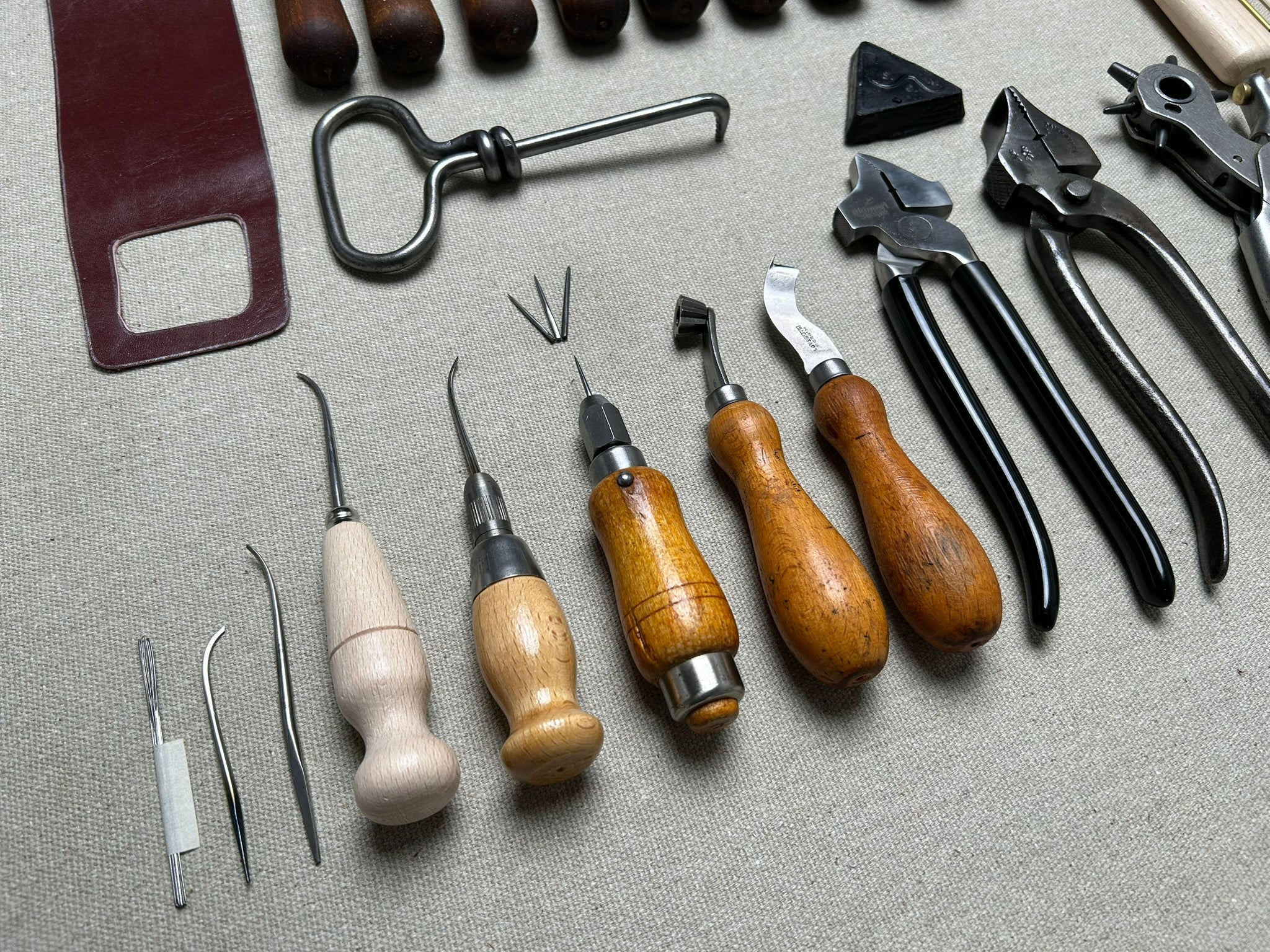 Shoemaker tool set kit for beginners in shoemaking PRO – Shoemakercraft