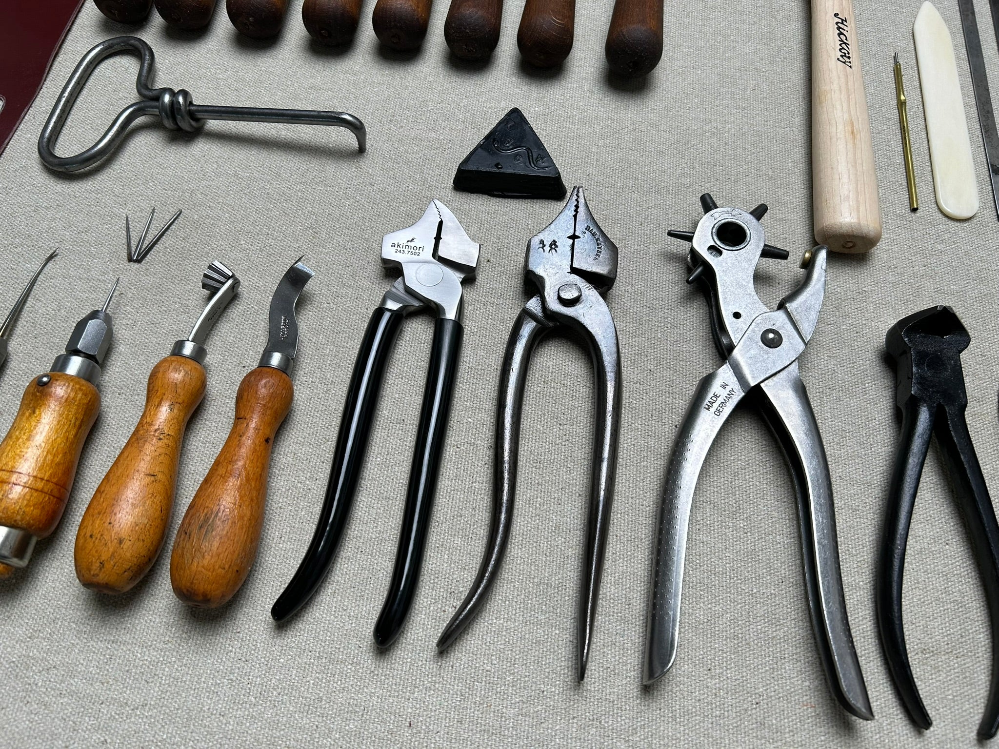 Shoemaker tool set kit for beginners in shoemaking PRO – Shoemakercraft