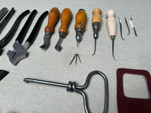 Load image into Gallery viewer, Shoemaker tool set kit for beginners in shoemaking PRO
