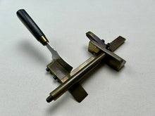 Load image into Gallery viewer, Plough gauge with 2 knifes
