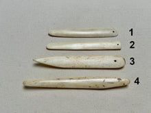 Load image into Gallery viewer, Sleeking bone, vintage
