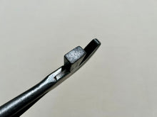 Load image into Gallery viewer, Shoemaker lasting pliers No.3a
