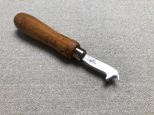 Load image into Gallery viewer, Shoemaker welt knife by Don Carlos
