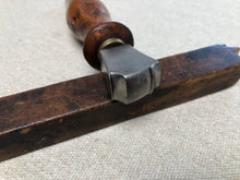 Load image into Gallery viewer, Waist iron with vincens
