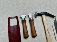 Load image into Gallery viewer, Shoemaker tool set BASIC
