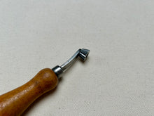 Load image into Gallery viewer, Fudge wheel 7 spi by R.Hess
