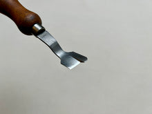 Load image into Gallery viewer, Feathering knife by R.Hess
