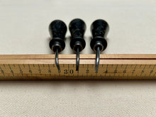 Load image into Gallery viewer, Stitch marker set 8, 9, 12 spi
