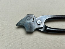 Load image into Gallery viewer, Shoemaker lasting pliers, narrow by Siebenborn &amp; Co
