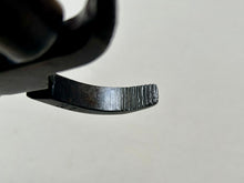 Load image into Gallery viewer, Shoemaker lasting pliers N7
