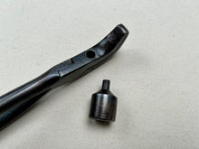 Load image into Gallery viewer, Shoemaker lasting pliers N7
