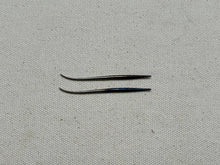 Load image into Gallery viewer, Awl for welting 65 mm 1/4 by KING
