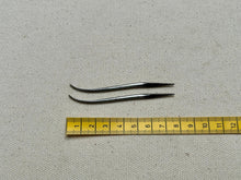 Load image into Gallery viewer, Awl with hook 75 mm by KING No.3
